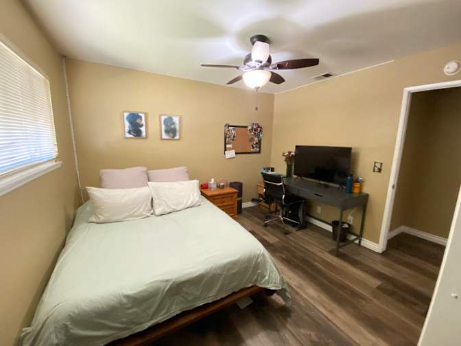 Marisol's room