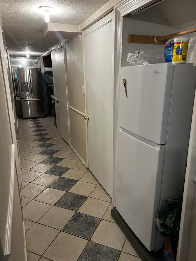 Whalley - Photo 4