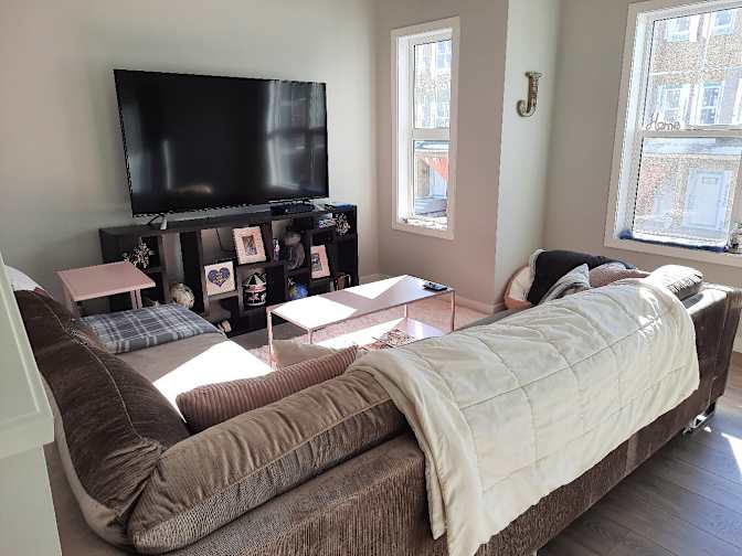 Jennifer's room