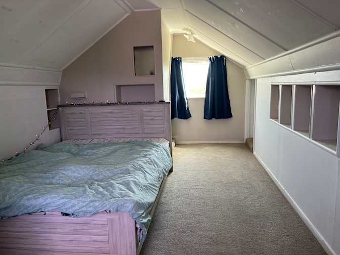 natasha's room