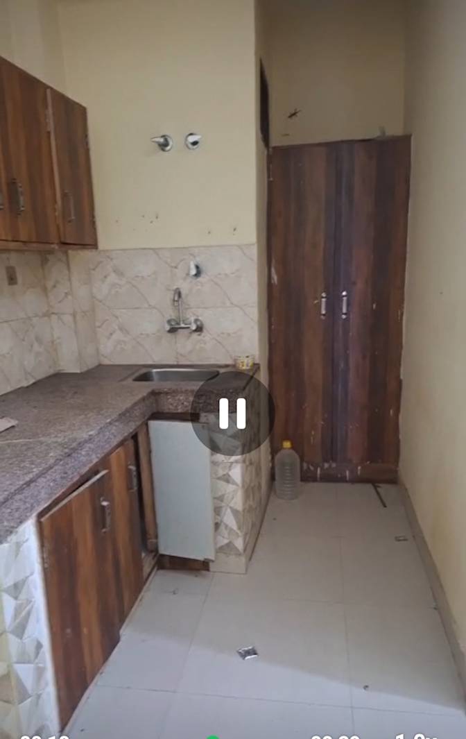 Nikunj saini's room