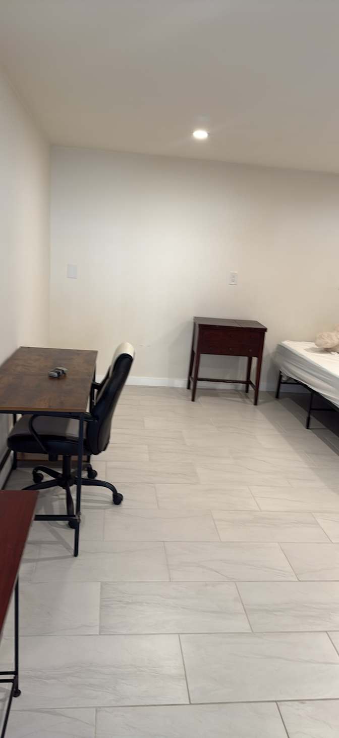 Elizabeth Vargas's room