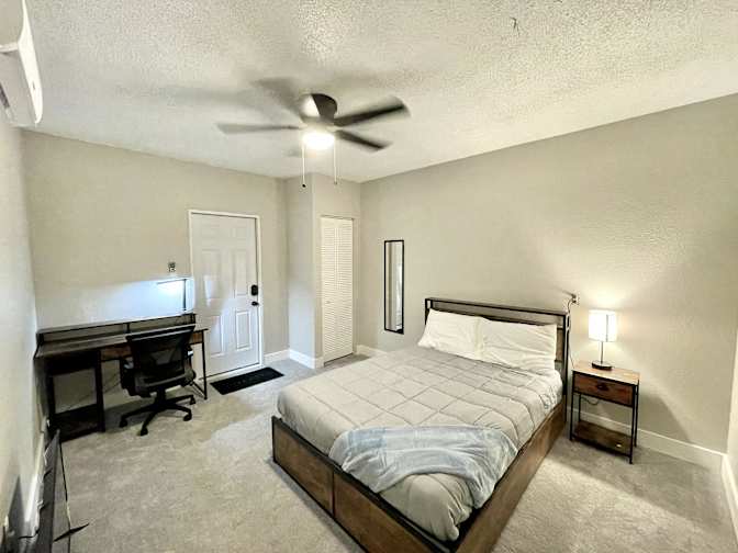 PadSplit's room