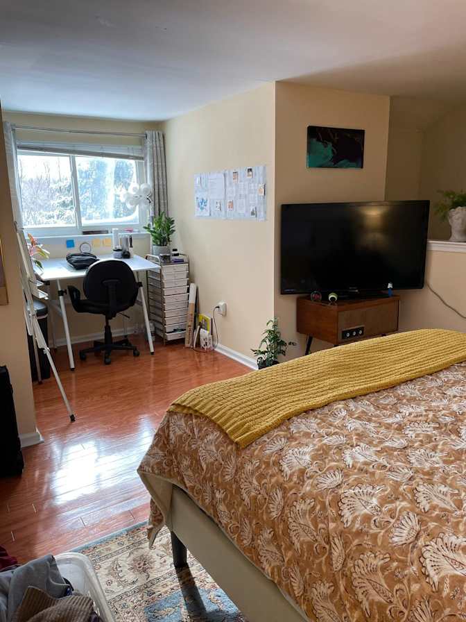 Jundong "JD"'s room