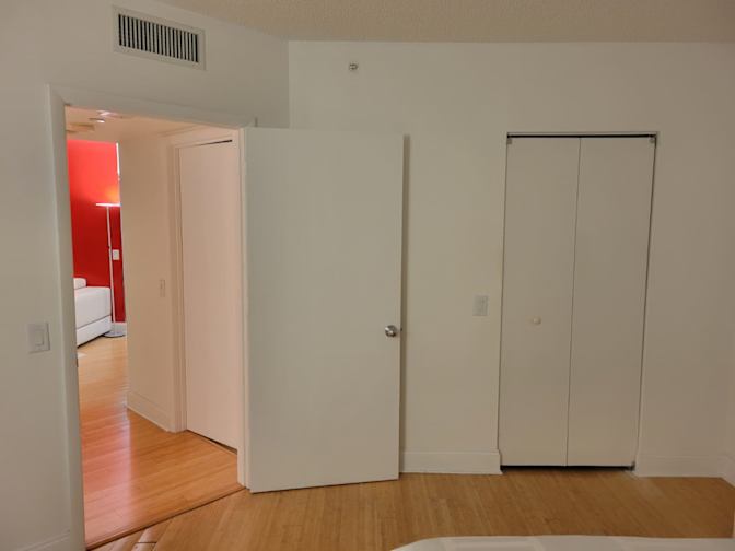 Reinaldo's room