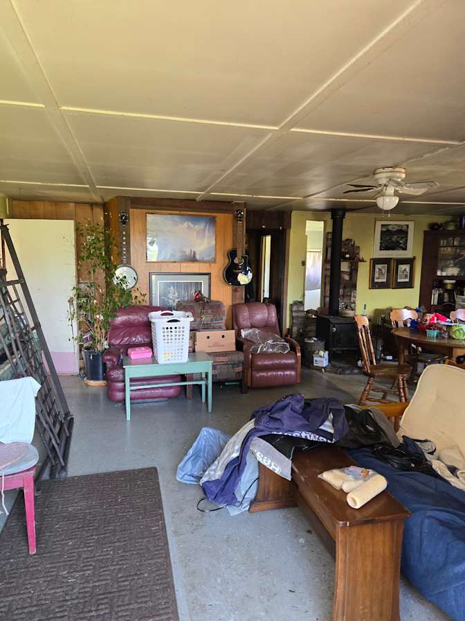Dennis's room