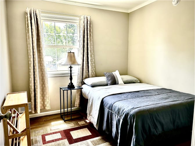 Elna's room