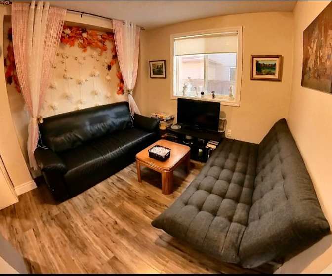 Vicky's room
