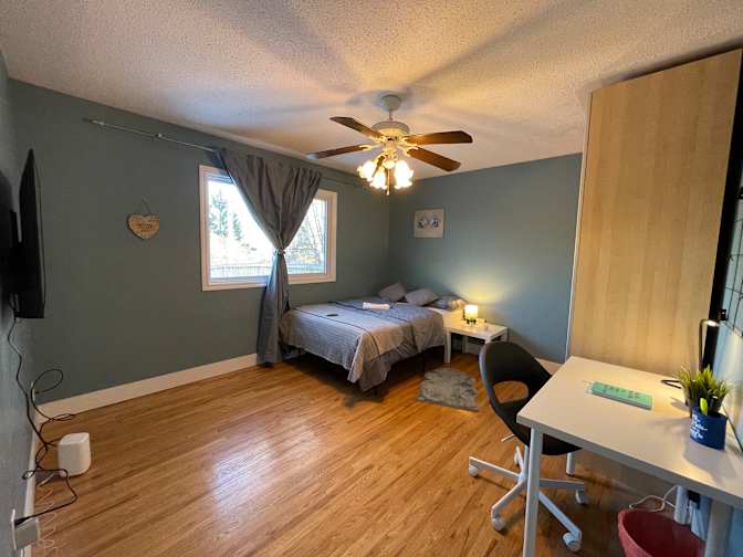 Genesis's room