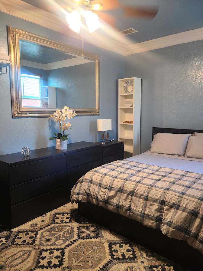 Gwen's room