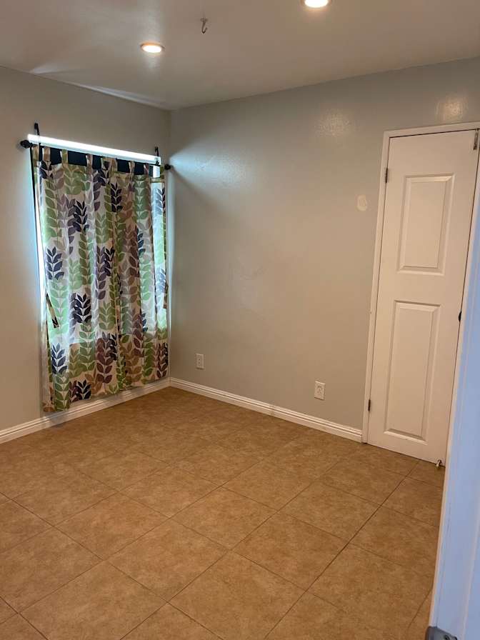 Kate's room