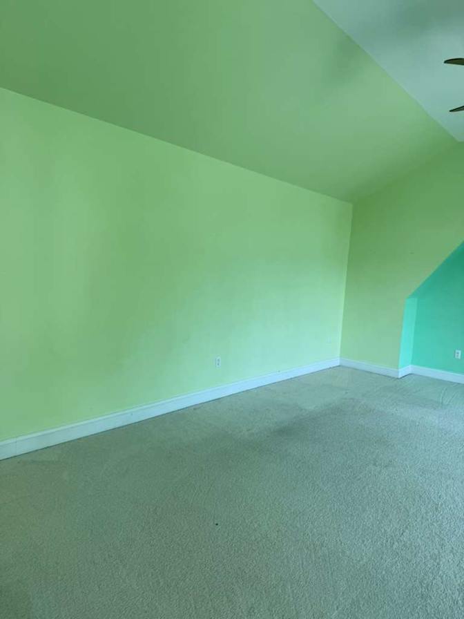 Paulina Led's room