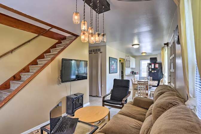 European Home - Roommate Needed's room