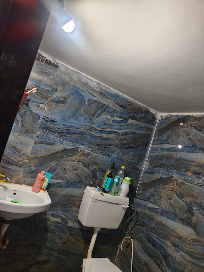 Vicky's room