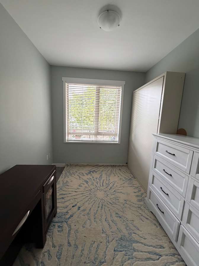 G's room