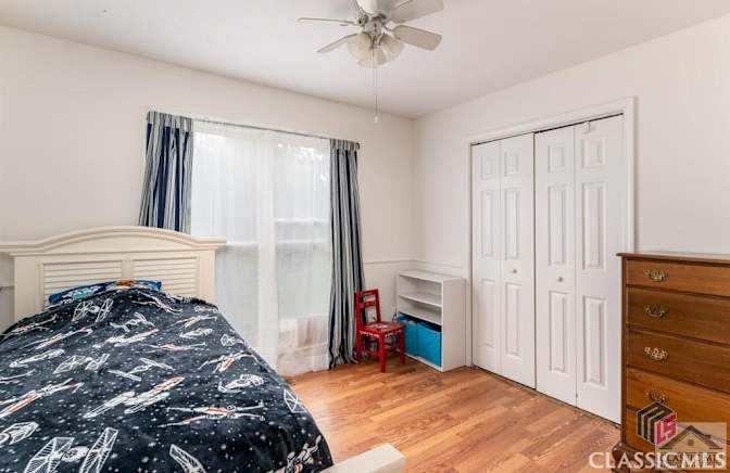 Cool Creative Couple's room