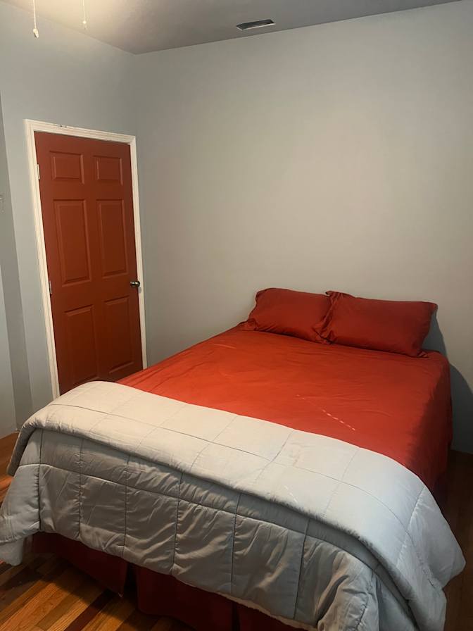 Yates Properties's room