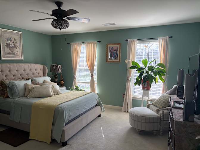 Muzique's room