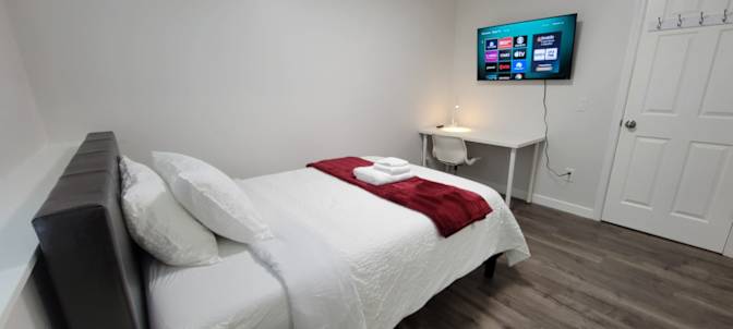 Bnb Aurora's room