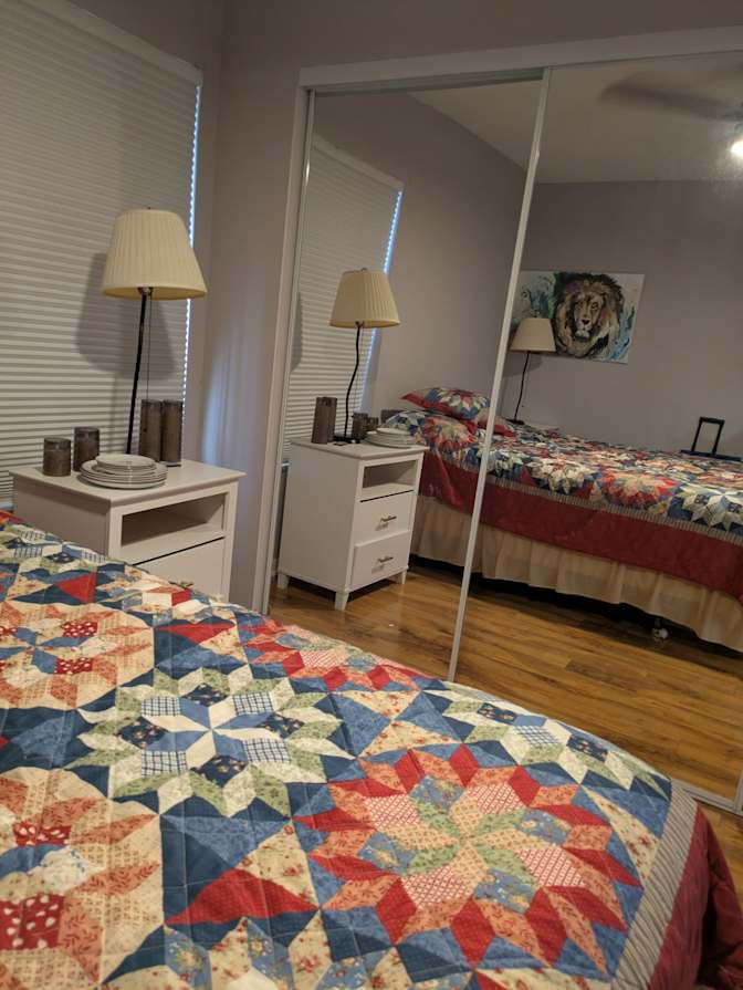 Zoran's room
