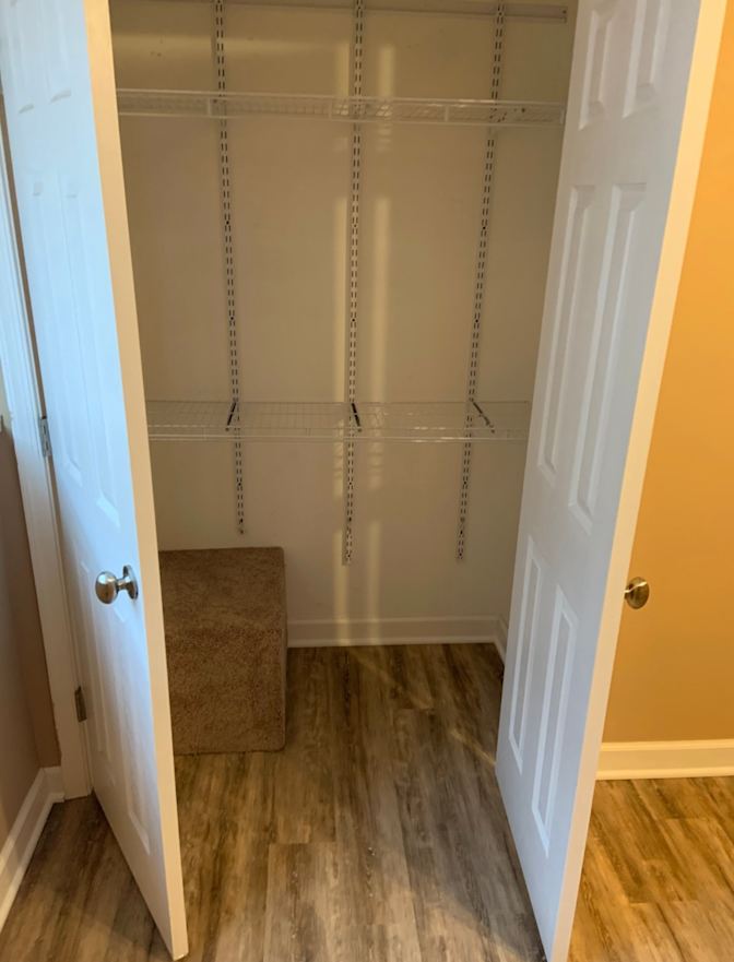 Alexis's room