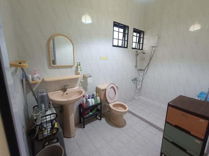 Ong Sor Hong's room