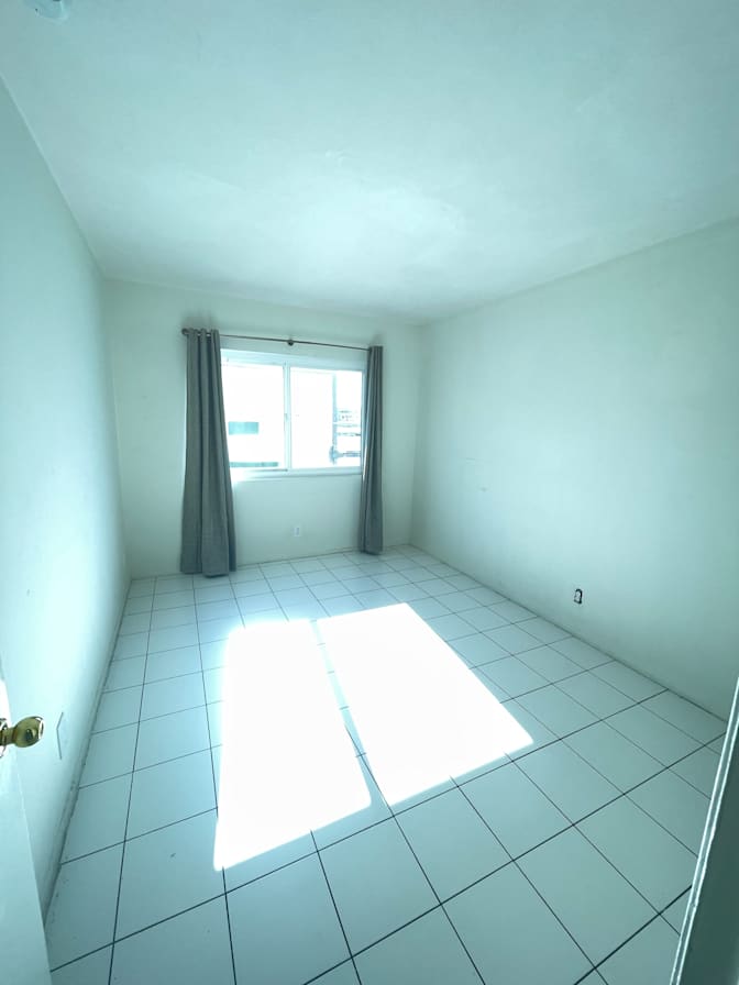 Eric Yaoz's room