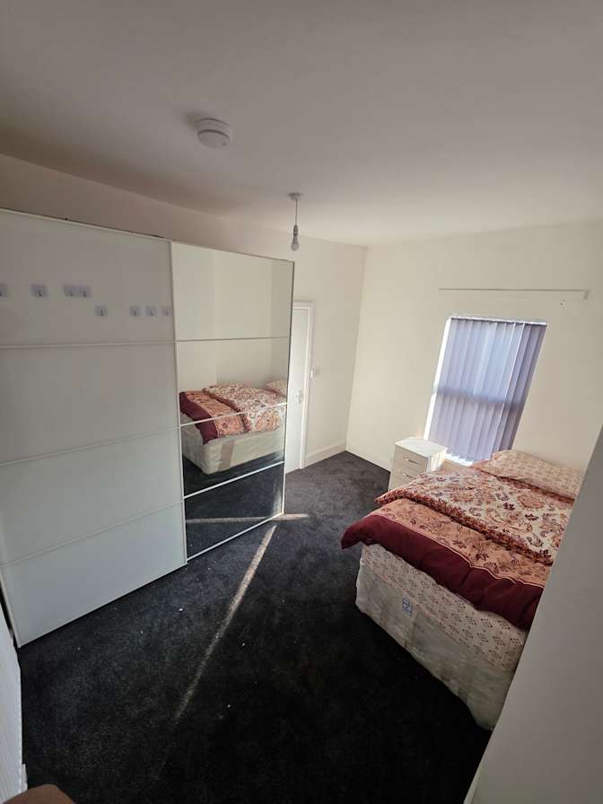 Zafeer Hussain's room