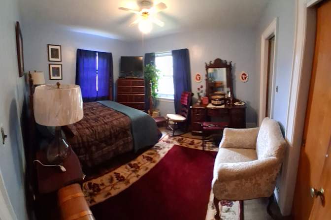 Jennifer's room