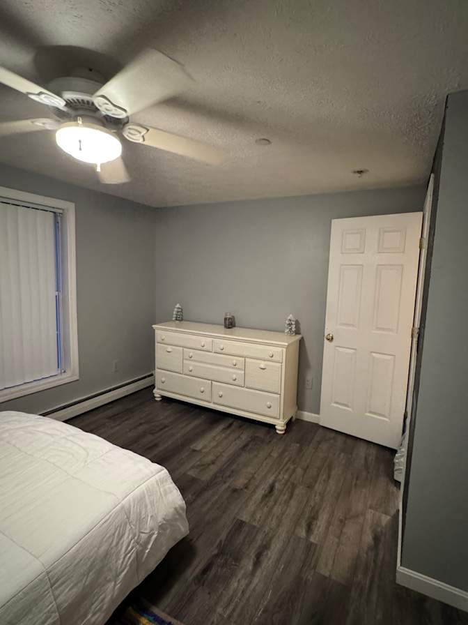 Jose's room