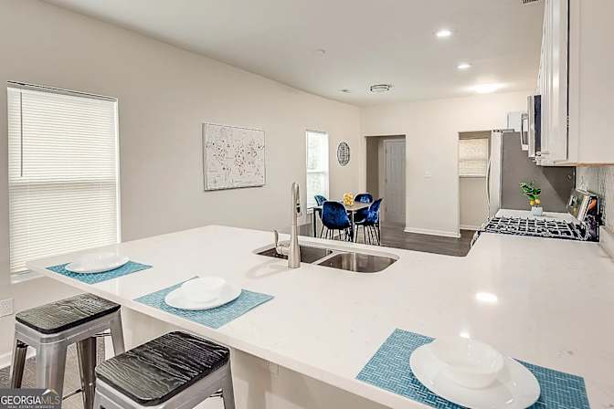 Alcove Rooms's room
