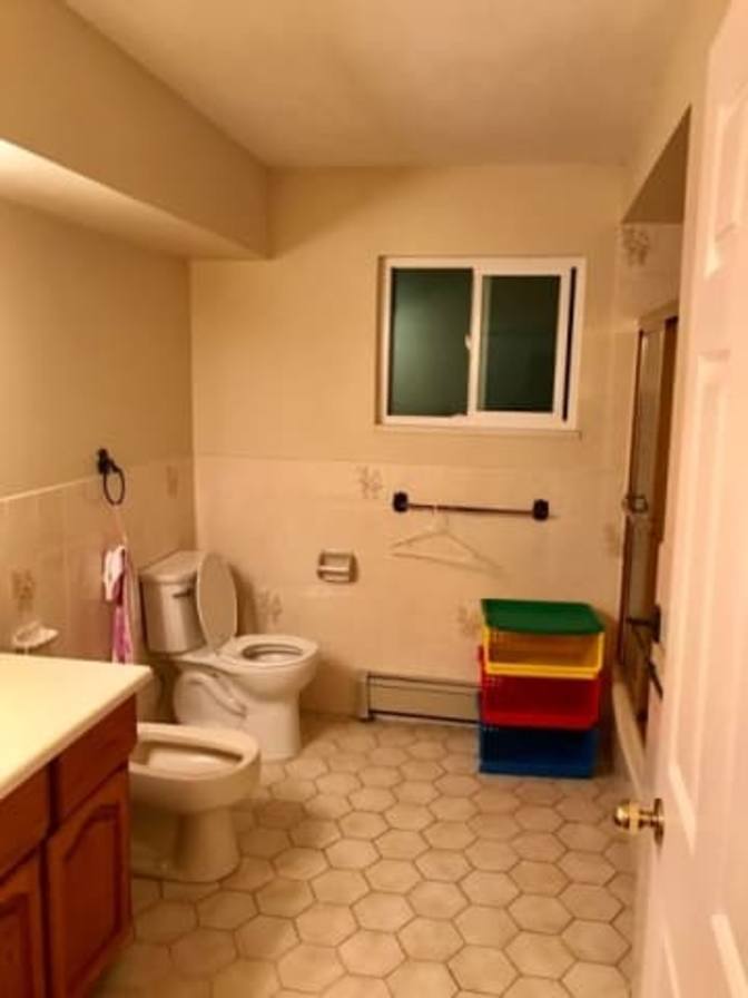 Eddy's room
