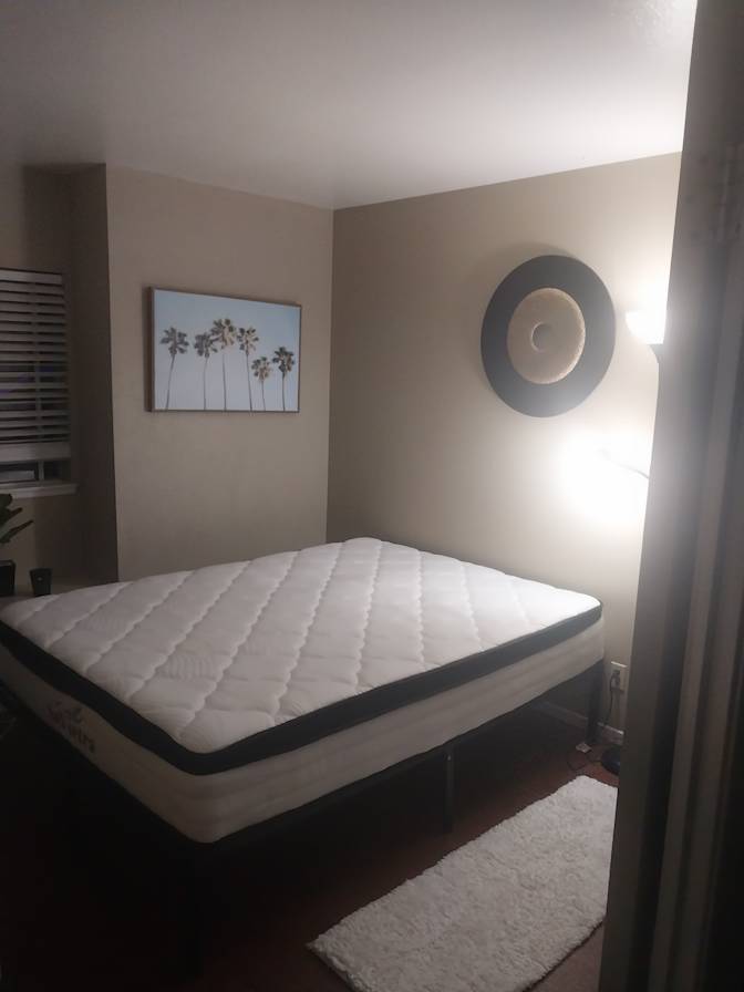 Perris ca's room
