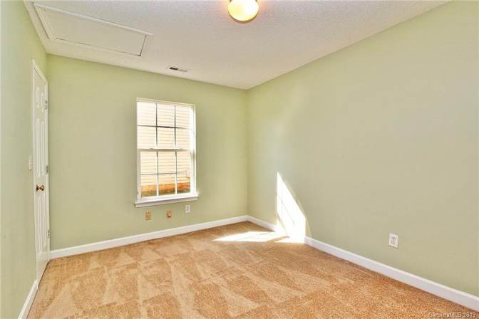 Alcove Rooms's room