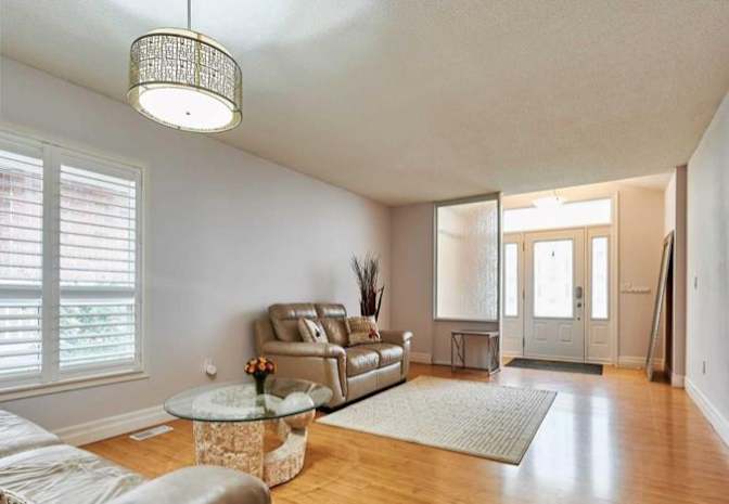 Shadman Jahanfar's room