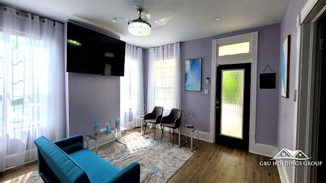 GBU Holdings Group's room
