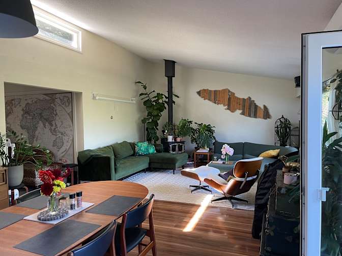 Donyne's room