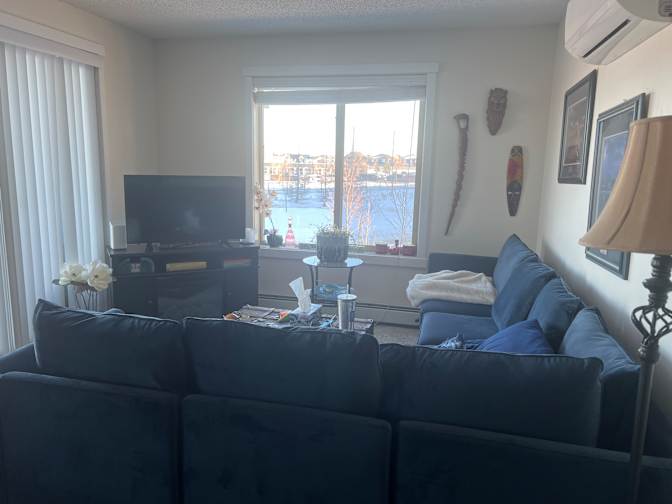 Pamela Oho's room