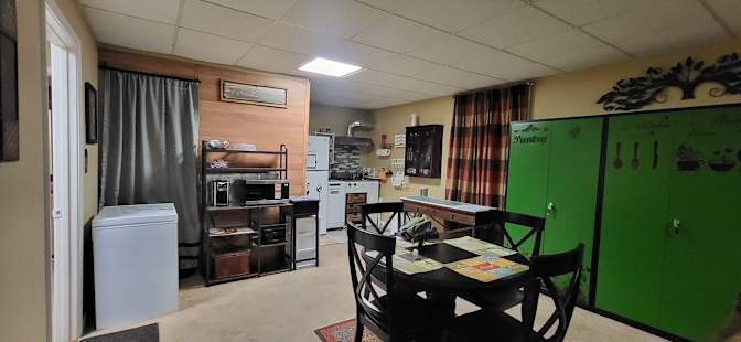 Woodstock's room