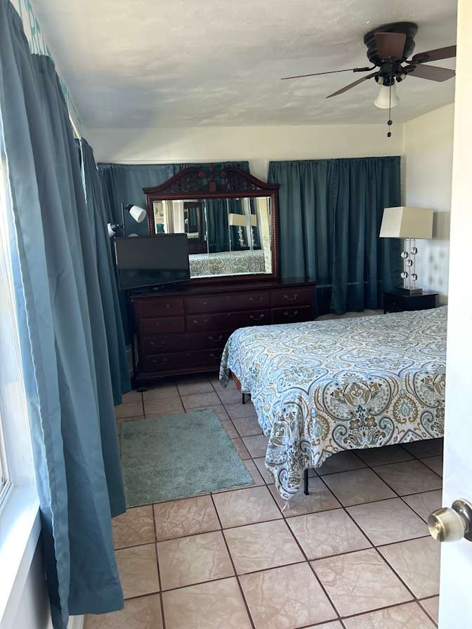 Lisa's room