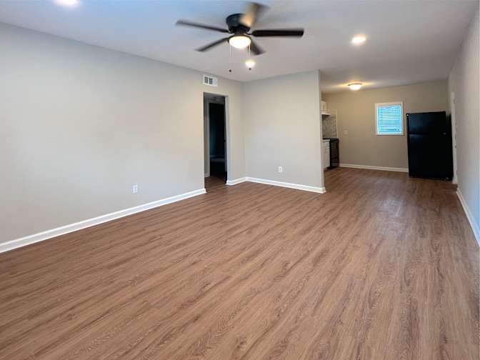 Alcove Rooms's room