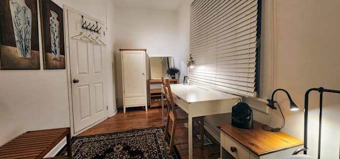 Laure's room