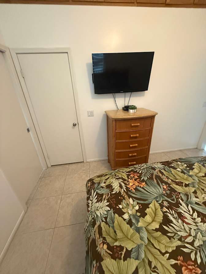 Octavio Castilleja's room