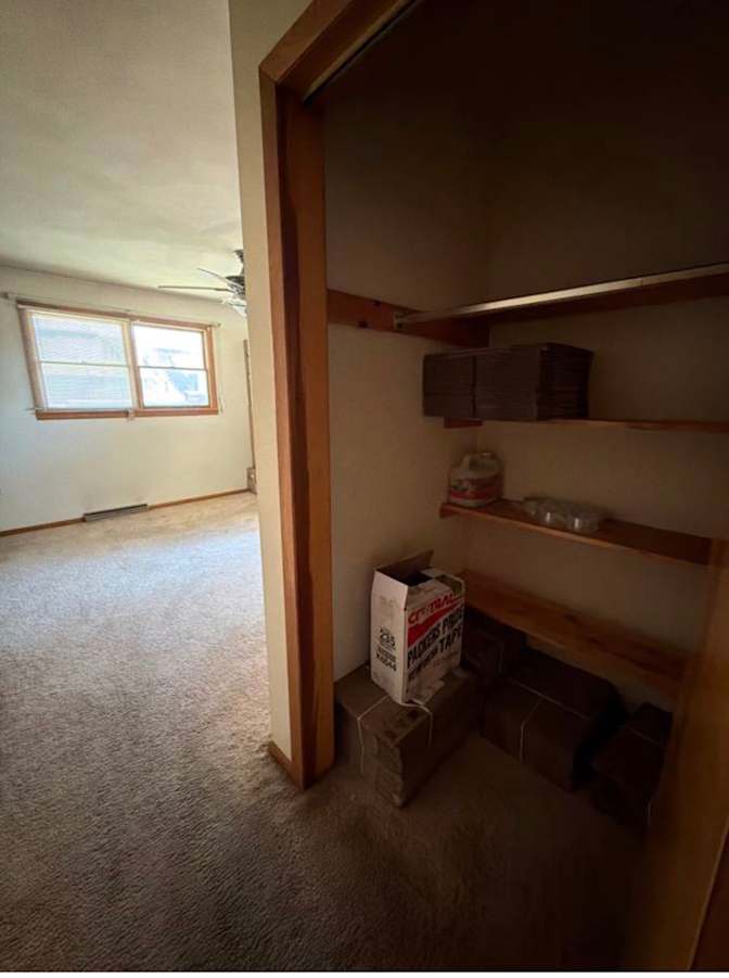 john's room