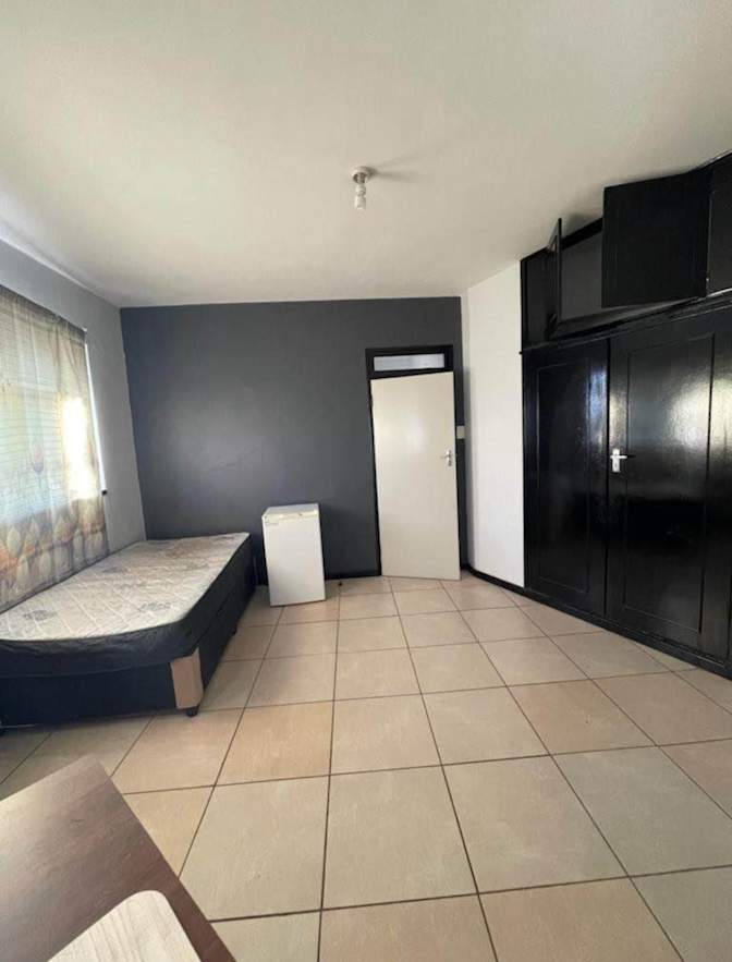 Feechy Makoni's room