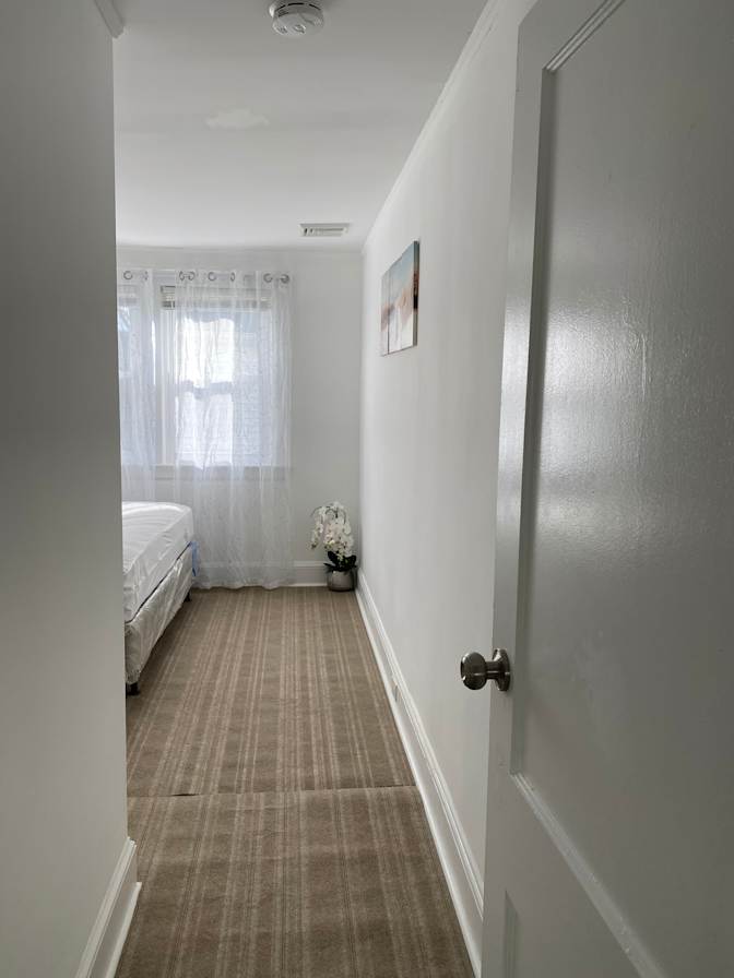 EAST COAST's room
