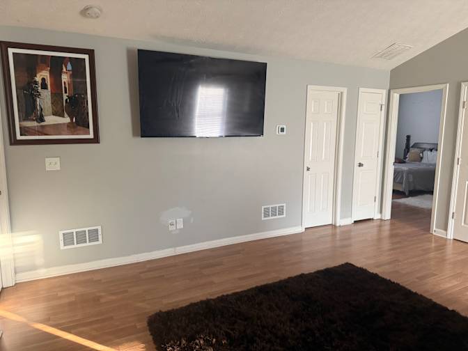 Kabzeel Fields's room