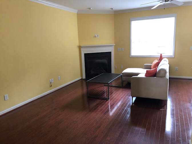 Alcove Rooms's room