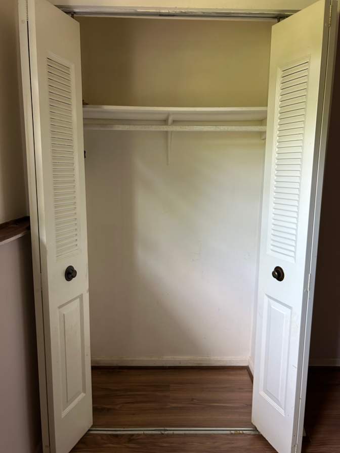 Paris's room