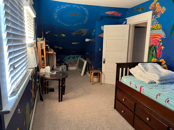 nepdxredhouse's room